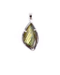 Mineralgems•Studio - Labradorite Pendant With Sterling Chain - Lyst