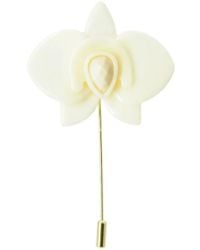 Gissa Bicalho - Neutrals Handmade Acrylic Brooch Pin Orchid Cream - Lyst