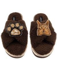 Laines London - Neutrals Boucle Slippers With Paw & Ginger Maine Coon Cat Brooches - Lyst