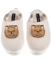 Laines London - Neutrals Flatform Cloud Slippers With Double Ginger Persian Cat Brooches - Lyst