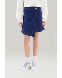 Woolrich - Garment-dyed Wrap Cargo Skirt In Cotton Twill - Lyst