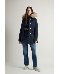 Woolrich - Arctic Parka Van Urban Touch Met Afneembaar Bont Blauw Grootte - Lyst