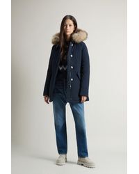Woolrich - Arctic Parka Van Urban Touch Met Afneembaar Bont Blauw Grootte - Lyst