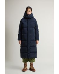 Woolrich - Lange Aurora Parka Van Stretchnylon Blauw Grootte - Lyst