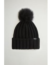 Woolrich - Muts Van Merino-Scheerwol Met Afneembare Pompon Van Kasjmier Zwart Grootte - Lyst