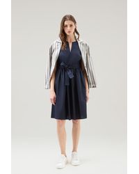 Woolrich - Damen Kurzes Kleid Aus Reinem Baumwollpopeline Blau Größe - Lyst