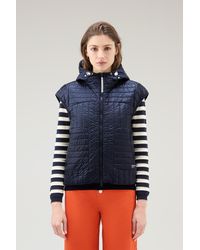 Woolrich - Quilted Hooded Vest In Recycled Pertex Quantum - Lyst