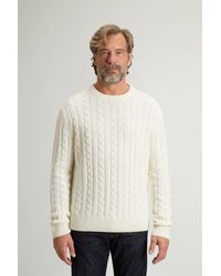 Woolrich - Trui Met Ronde Hals Van Wol- En Katoenmix Met Kabelstructuur Wit Grootte - Lyst