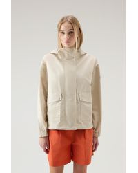 Woolrich - Waxed Jacket In Cotton Nylon Blend With Hood - Lyst