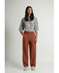 Woolrich - Achteraf Geverfde Carrot-Broek Van Popeline Van Zuiver Katoen Bruin Grootte - Lyst