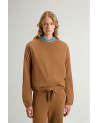 Woolrich - Trui Met Ronde Hals Van Wol- En Kasjmiermix Bruin Grootte - Lyst