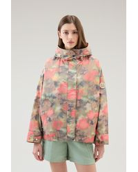 Woolrich - Jacket In A Cotton-linen Blend With A Multicolored Print - Lyst