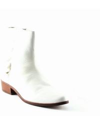 joie white boots
