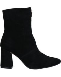 Clarks Boots for Women | Black Friday 