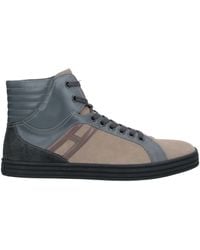 hogan rebel uomo