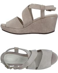 stonefly sandals ladies