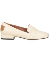 Maison Margiela - Cream Loafers Leather - Lyst