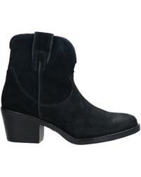Stele Ankle Boots - Black