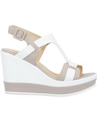 samsonite sandals