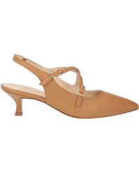 LE FABIAN - Tan Pumps Leather - Lyst