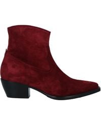 Henderson Ankle Boots - Red