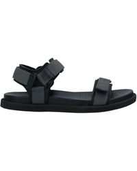 ปักพินโดย Matias Bourband ใน zapato chino