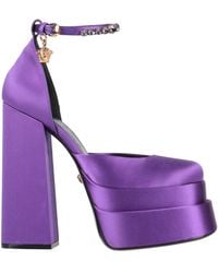 Versace - Pumps - Lyst