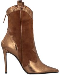 Botines de caña alta Aldo Castagna de Cuero de color Marrón Mujer Zapatos de Botas de Botines 