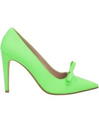 Red(V) - Pumps - Lyst
