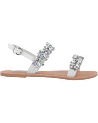steve madden flat sandals white