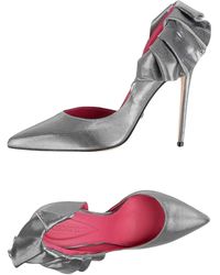 Oscar Tiye Adele Ruffled Lamé Court Shoes Silver - Metallic