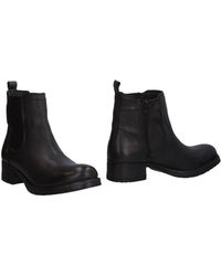wrangler ankle boots womens