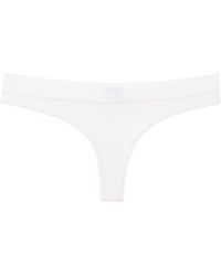 string sport femme nike