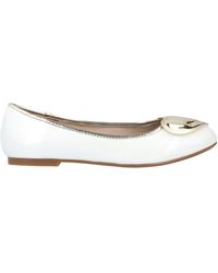 Guess Ballet flats and pumps for Women - Up to 72% off at Lyst.com