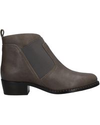marc jacobs booties