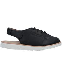 reebok flat shoes