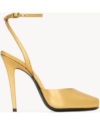 Saint Laurent - La Scandale Sandalen Aus Metallic-Leder Gelb - Lyst
