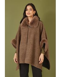 Yumi' - Cape With Luxe Fur Trim And Lining - Lyst