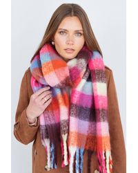 Yumi' - Colour Block Super Fluffy Scarf - Lyst