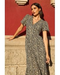Yumi' - Leopard Print Pleated Button Through Midi Dress - Lyst