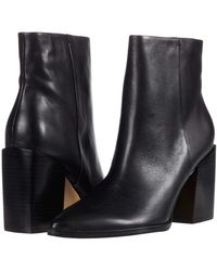 nine west oroyao ankle boots