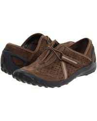 clarks tequini slip on