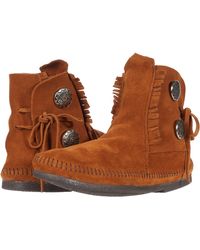 minnetonka two button hardsole boot men