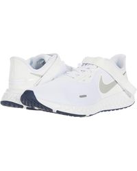 nike revolution 3 flyease