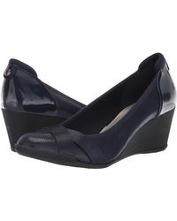 anne klein wedge pump