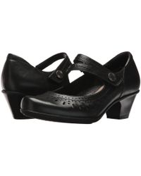 earth dione shoes