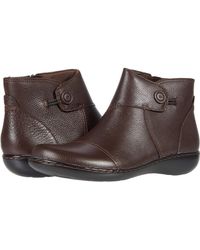 clarks women's hollis sun chelsea boot