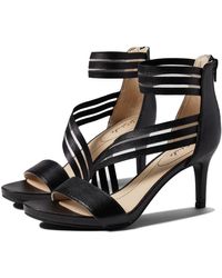 LifeStride Mystique in Gold (Metallic) | Lyst