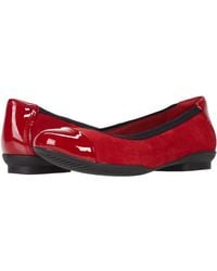 clarks kinzie red