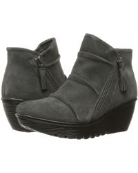 skechers ruched suede wedge boots